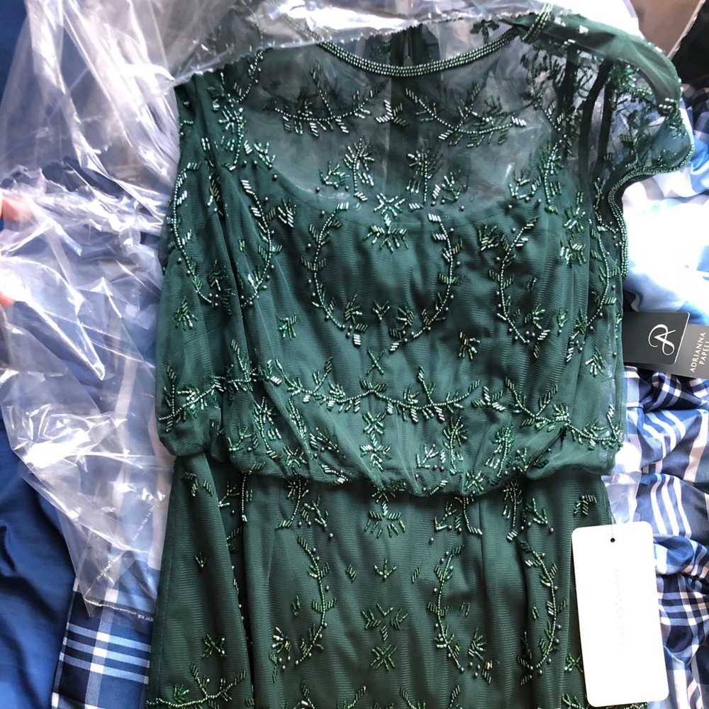 🥳 MAKE AN OFFER! BRAND NEW! Adrianna Papell Dress